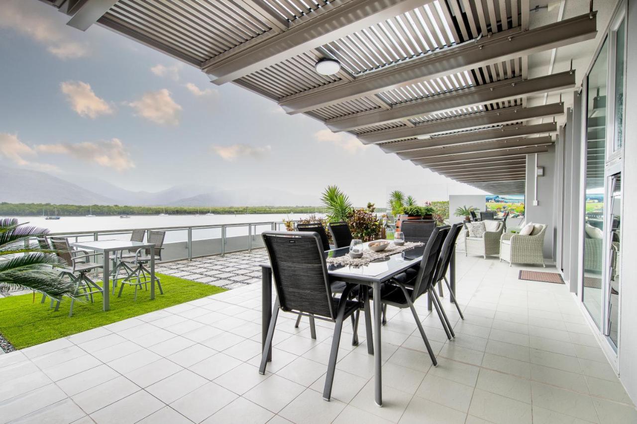 Cairns Waterfront Luxury At Harbourlights Apartment Bagian luar foto