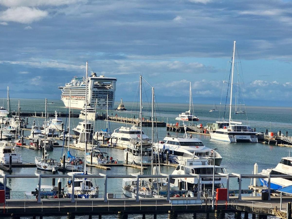Cairns Waterfront Luxury At Harbourlights Apartment Bagian luar foto