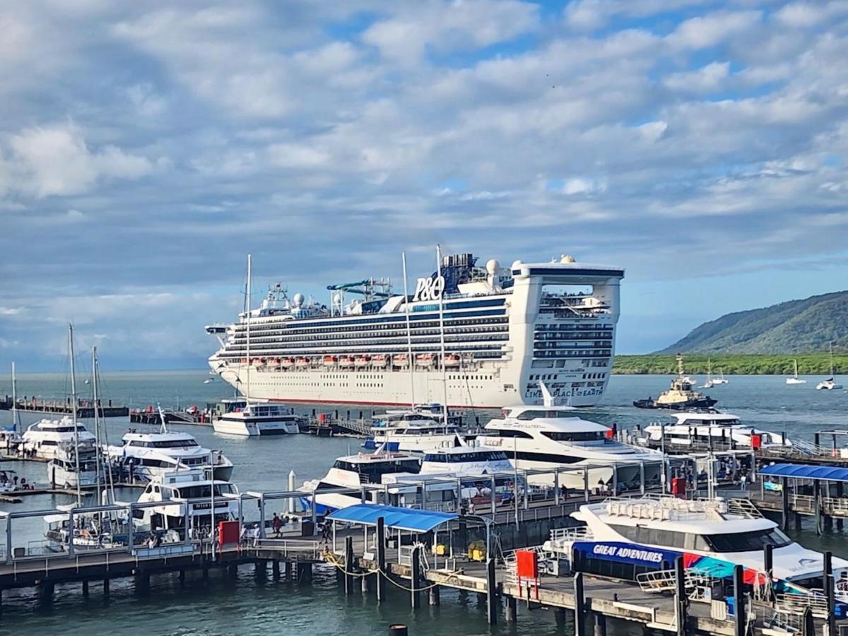 Cairns Waterfront Luxury At Harbourlights Apartment Bagian luar foto
